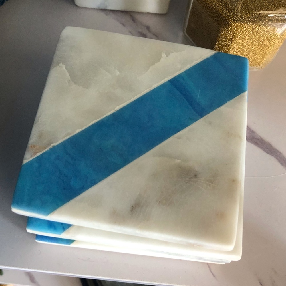 SAFAVIEH marble coaster set NWT blue white
